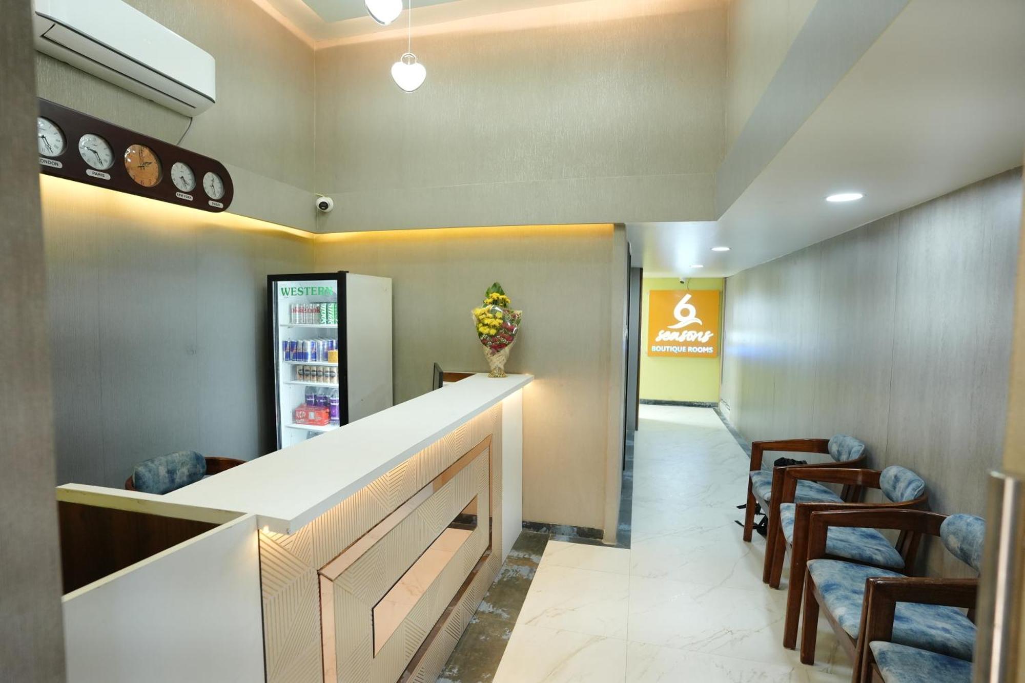 Hotel 6 Seasons, Koregoan Park, Pune Ngoại thất bức ảnh