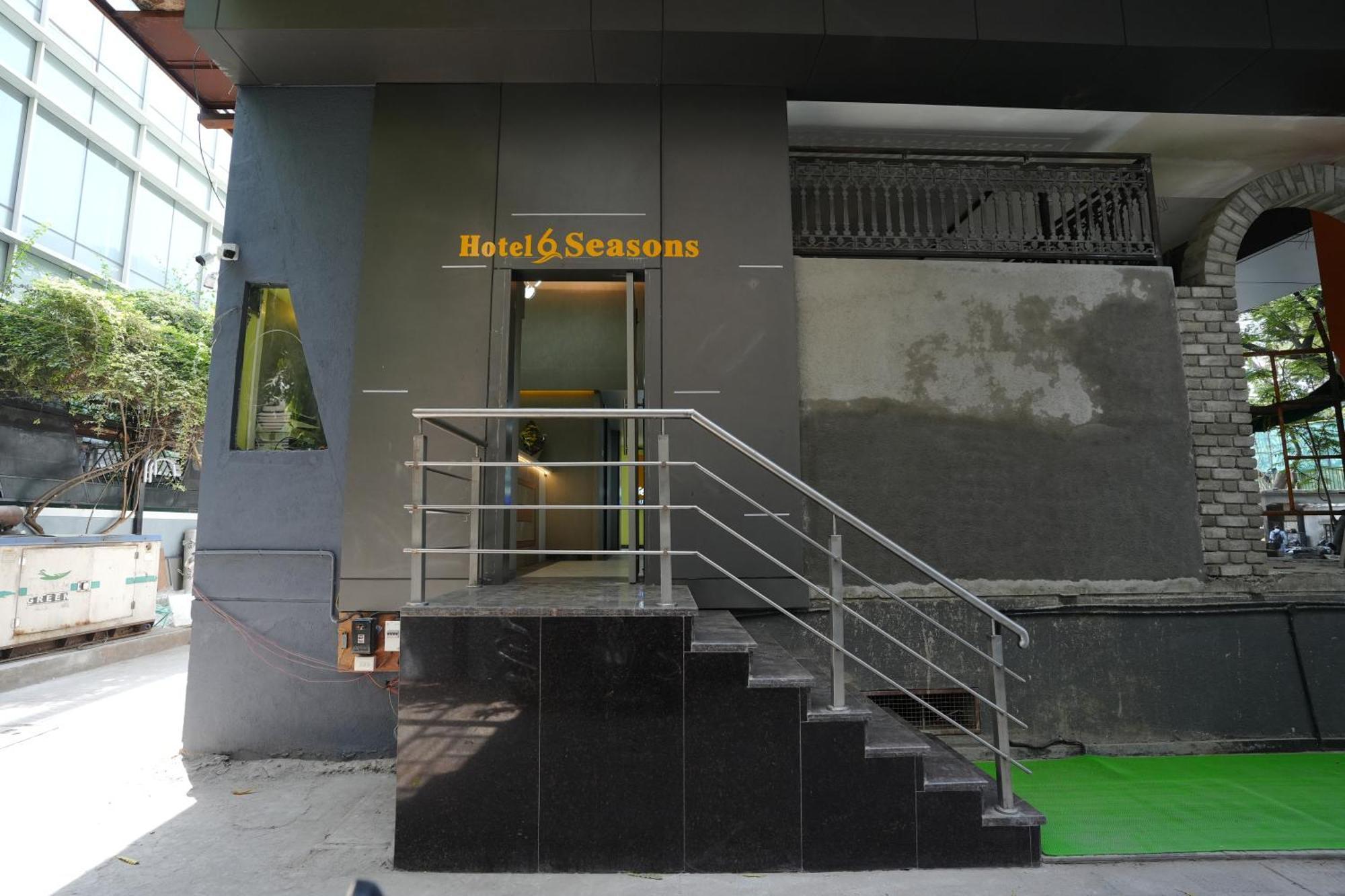 Hotel 6 Seasons, Koregoan Park, Pune Ngoại thất bức ảnh
